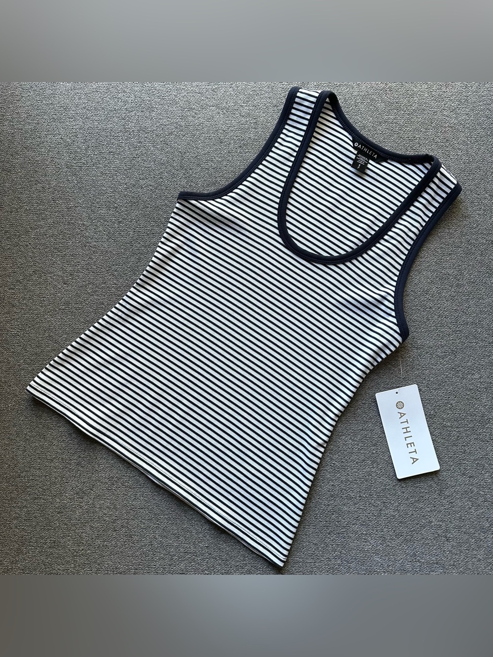 NWT Athleta Signature Rib Scoop Tank Small
